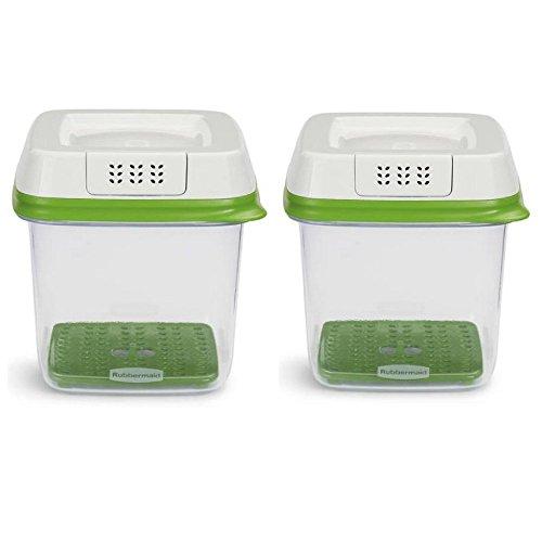 Rubbermaid FreshWorks Produce Saver Food Storage Container, Medium, 6.3 Cup, Green/ Set of 2