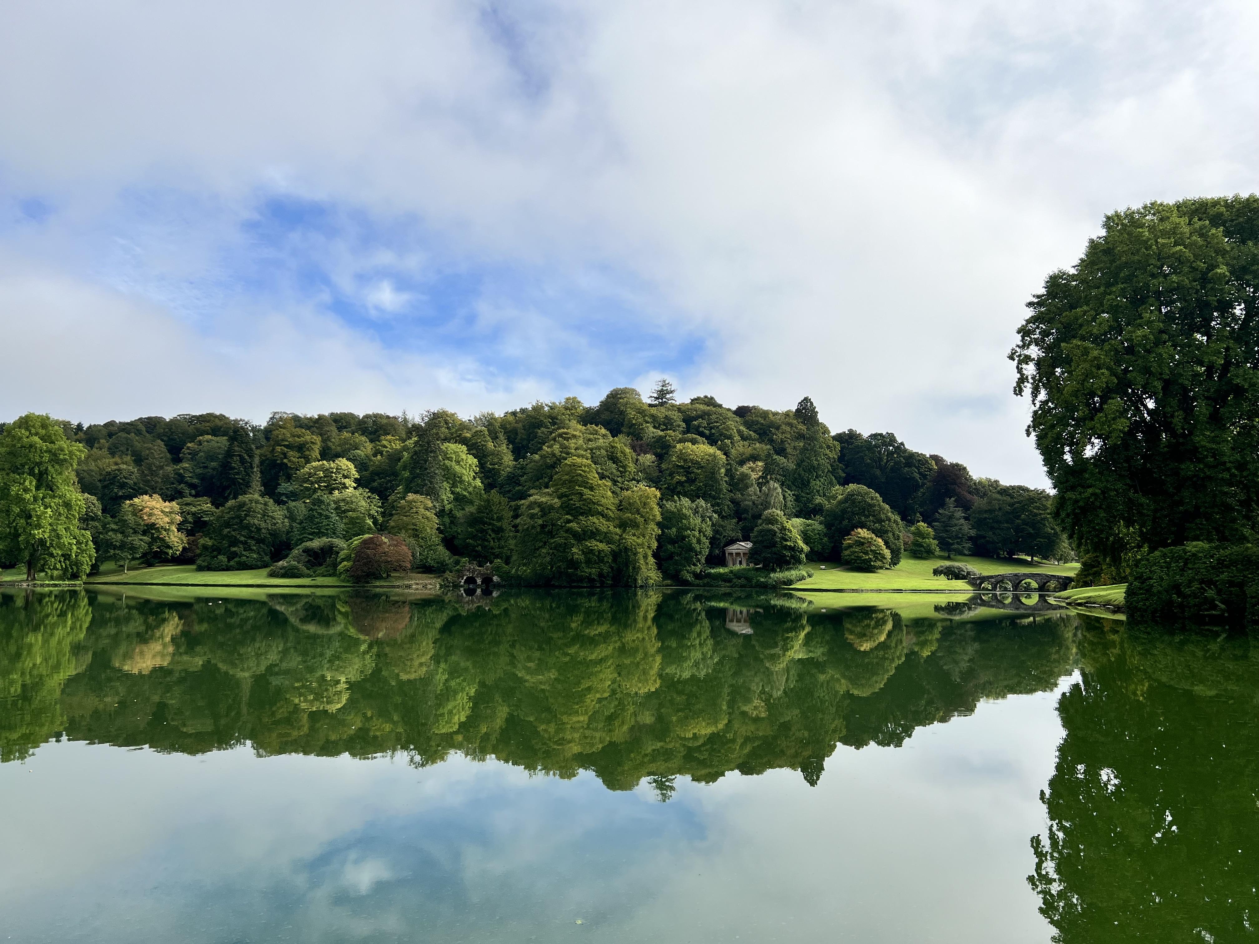 The Wedding Website of Riley Redfern and Lee Robertson