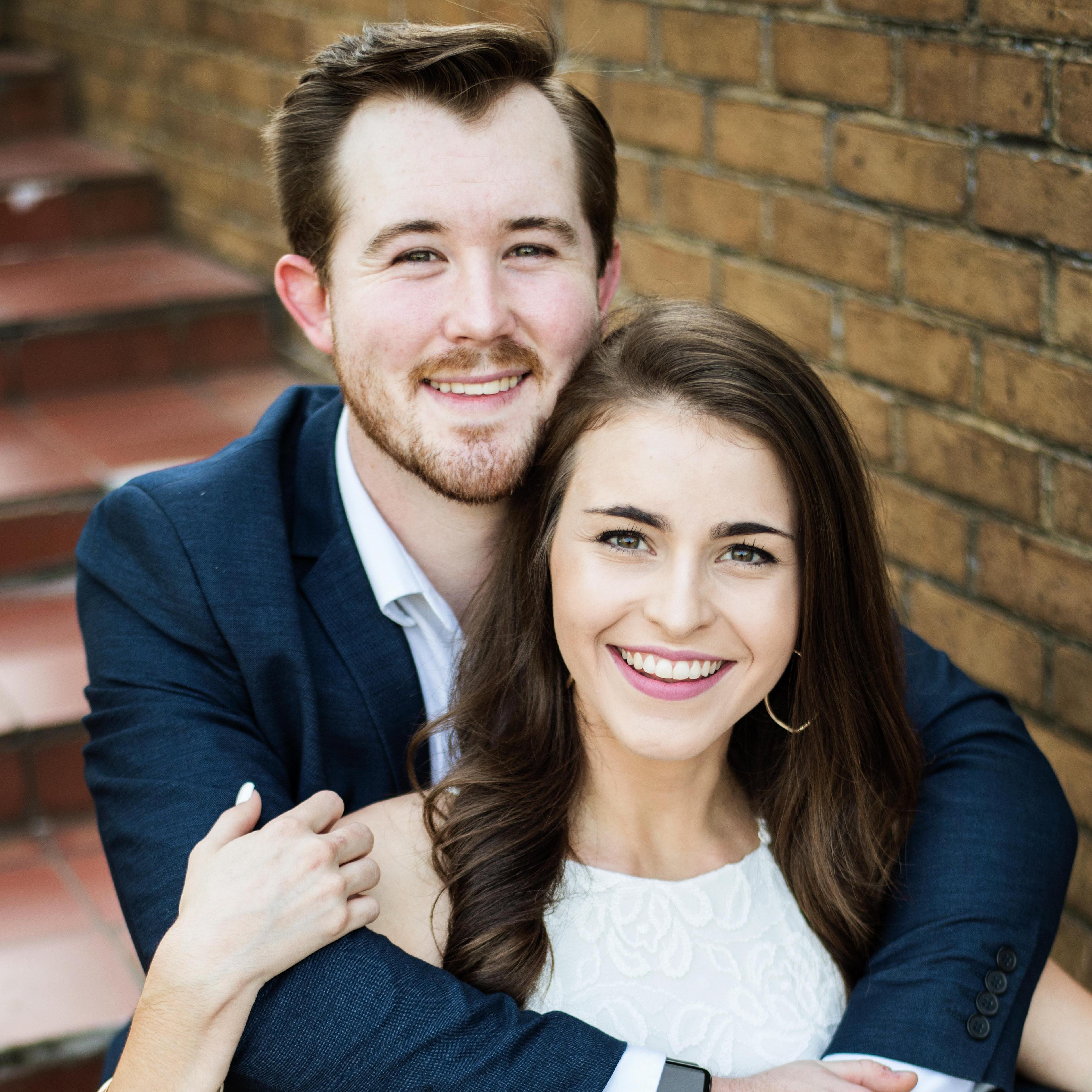 Engagement Pictures by Andrew Swindle Photography