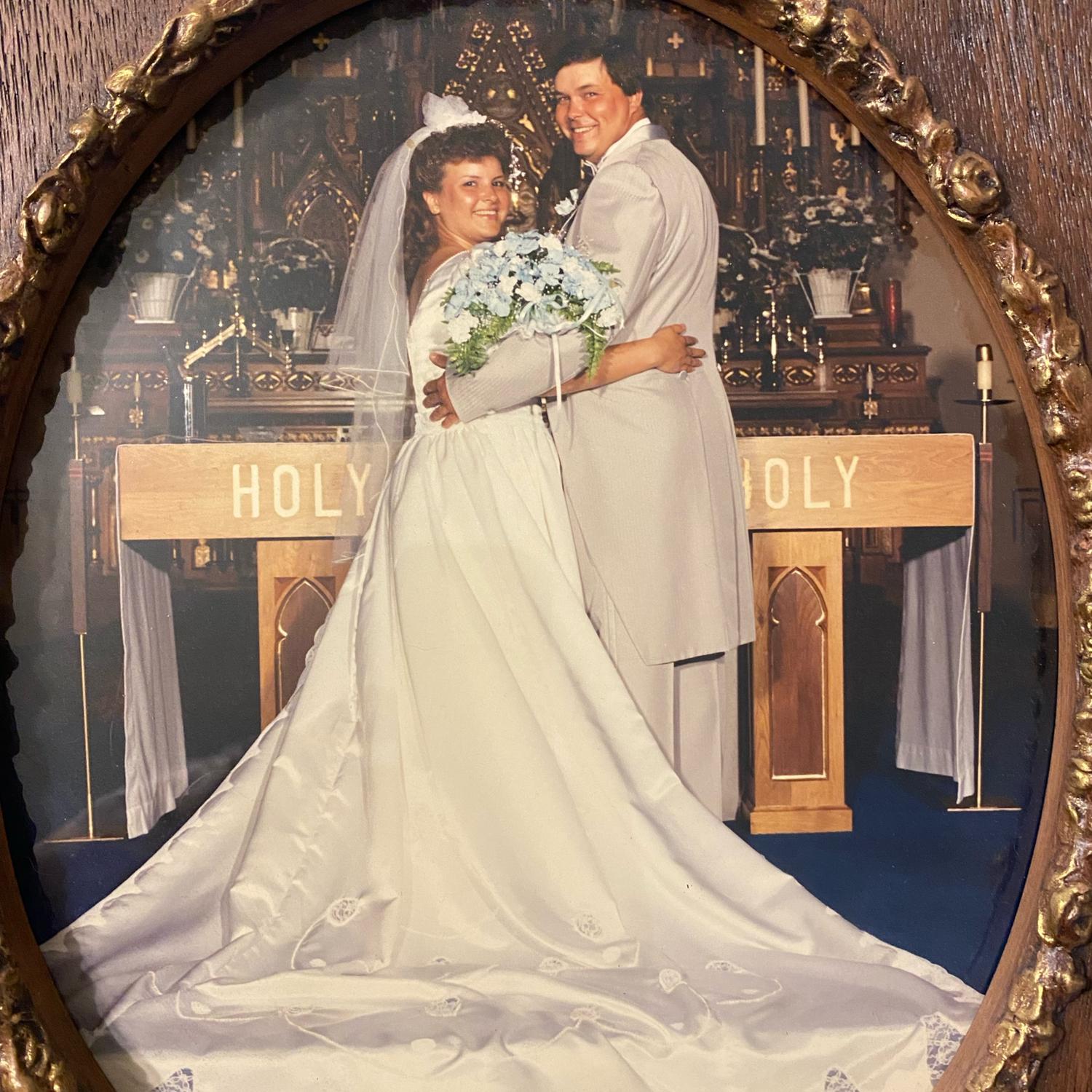 Joe (late) & Sue Kluesner - would have been 35 years June 2023 - Megan’s family friends