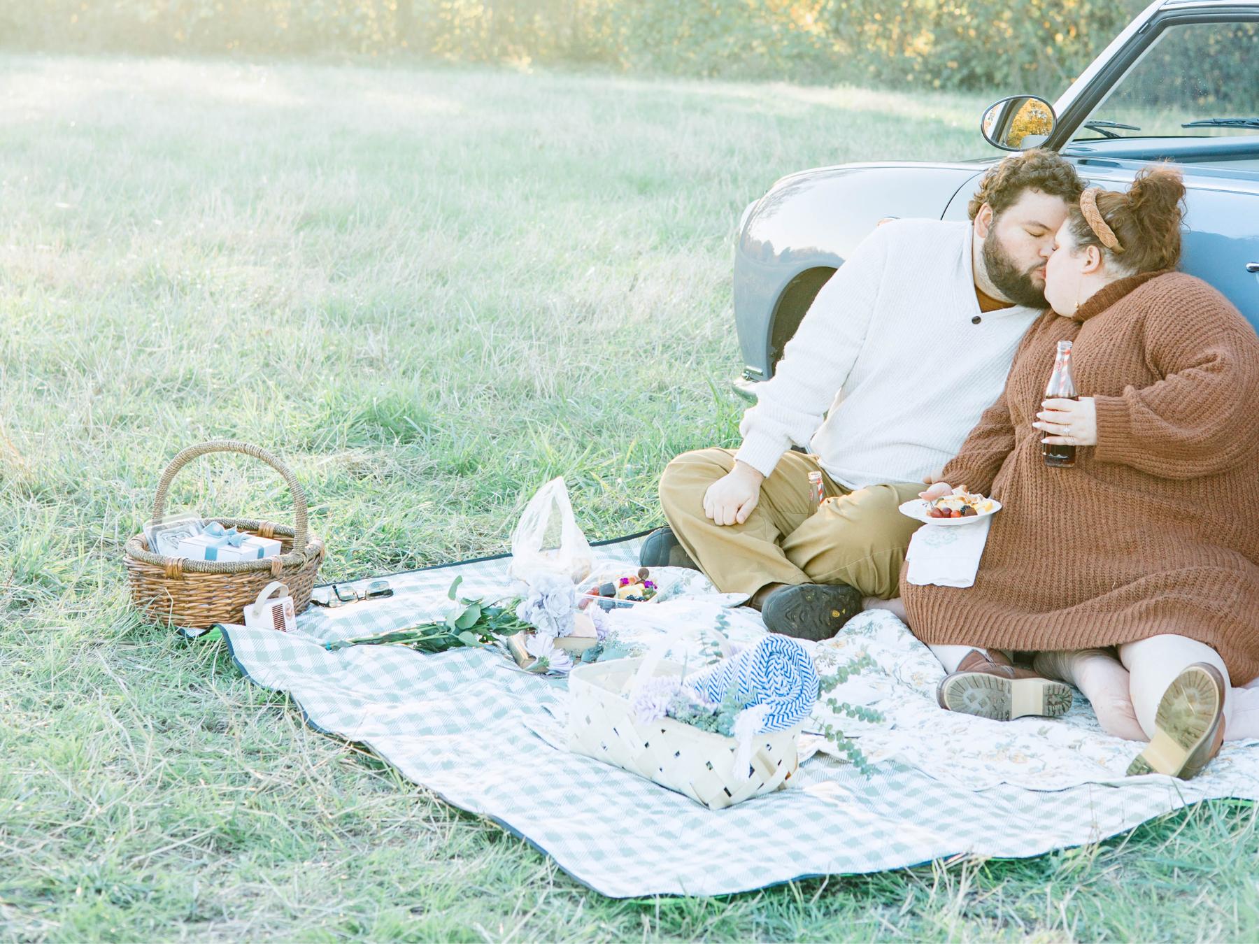 The Wedding Website of Elisabeth Cox and Gabriel Alarcon
