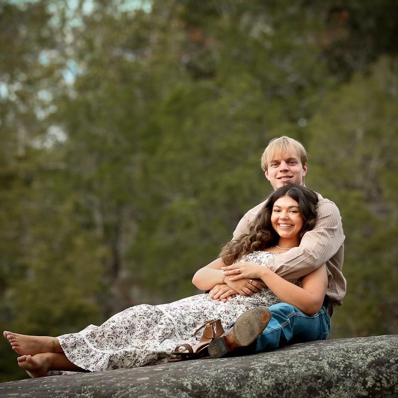 Engagement photos at Garden of the Gods by Jason Gualdoni ๐ธ