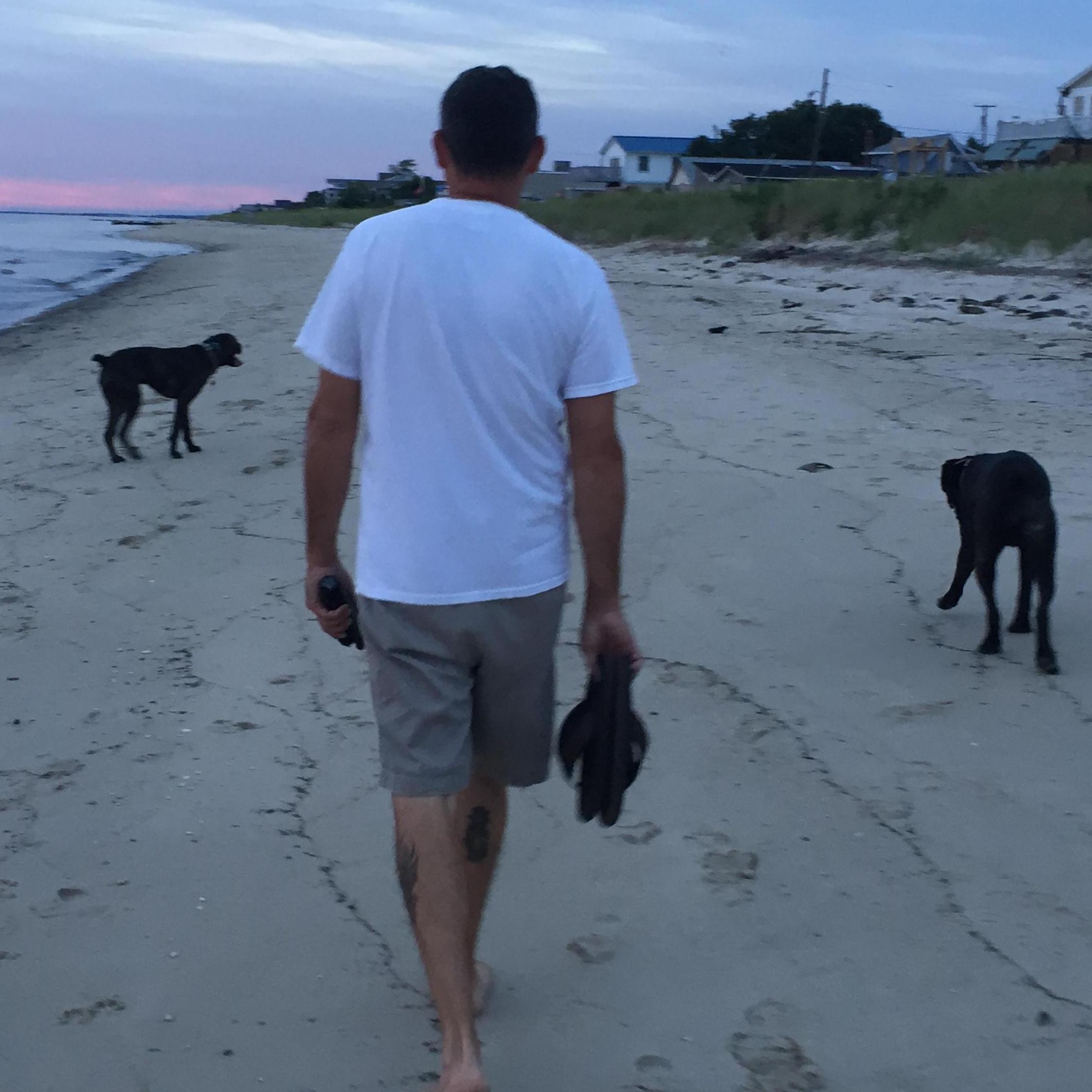 Arlen's FAV pic! It shows our nightly walks on the beach. So relaxing!