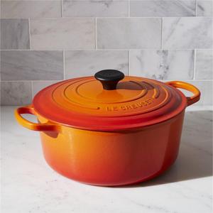 Le Creuset ® Signature 7.25-qt. Flame Round French Oven