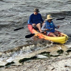 New Zealand - Sea Kayaking Trip to the Hot Water Beach