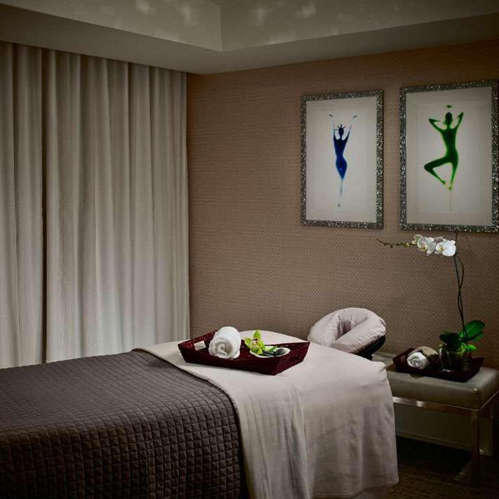 60-Minute Couples Massage