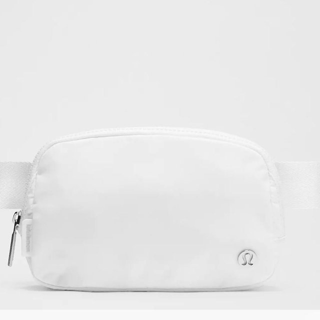 Everywhere Belt Bag 1L