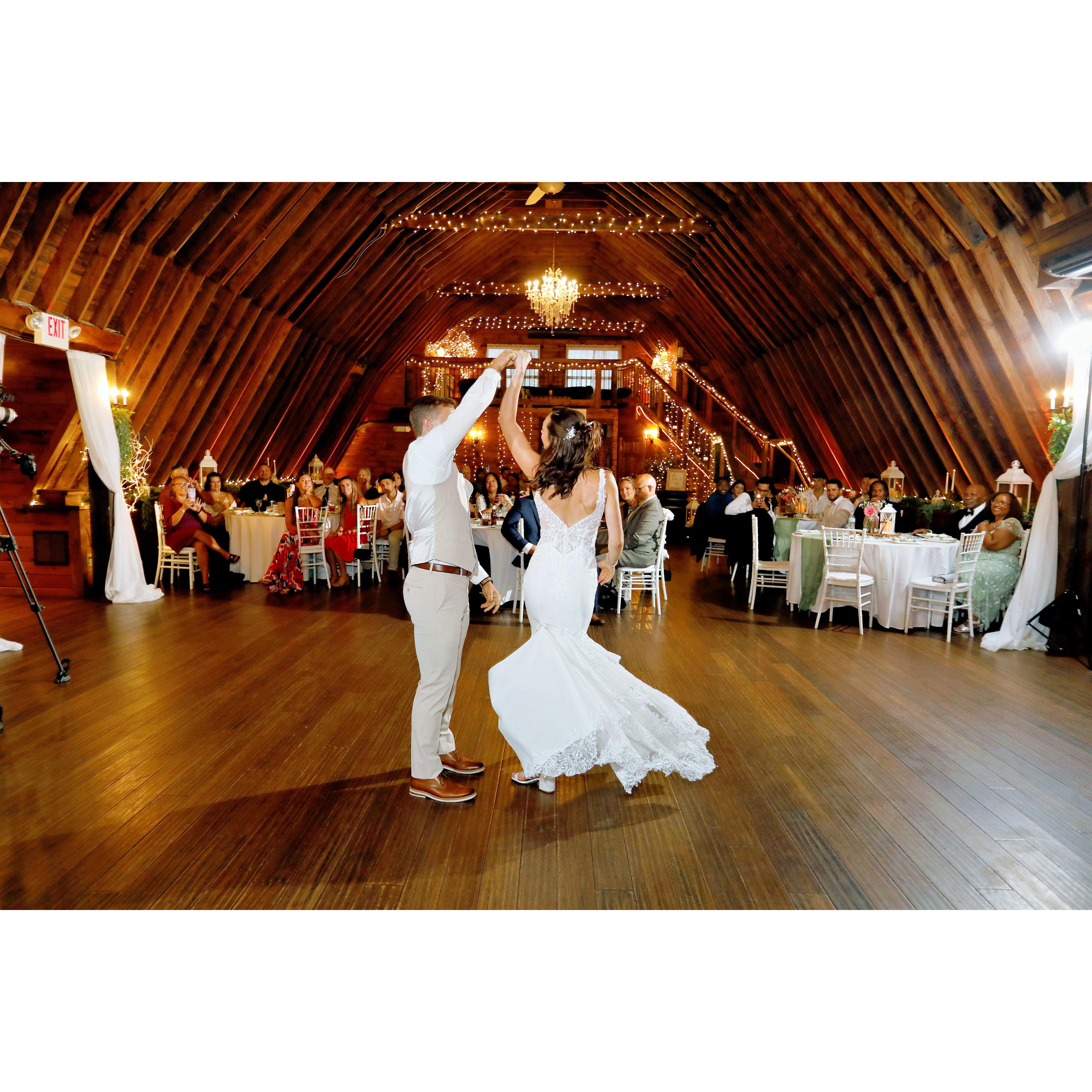 First Dance - https://photos.app.goo.gl/vmgzSwn6umuhkSao8
