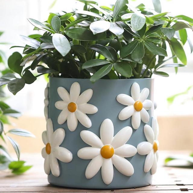 GUGUGO Cute Daisy Flower Pot, Decorative Plant Pots with Drainage Holes, Funny Unique Planters for Indoor Plants, Colorful Succulent Gardening Pot for Boho Modern Home Décor (Blue, 5 Inch)