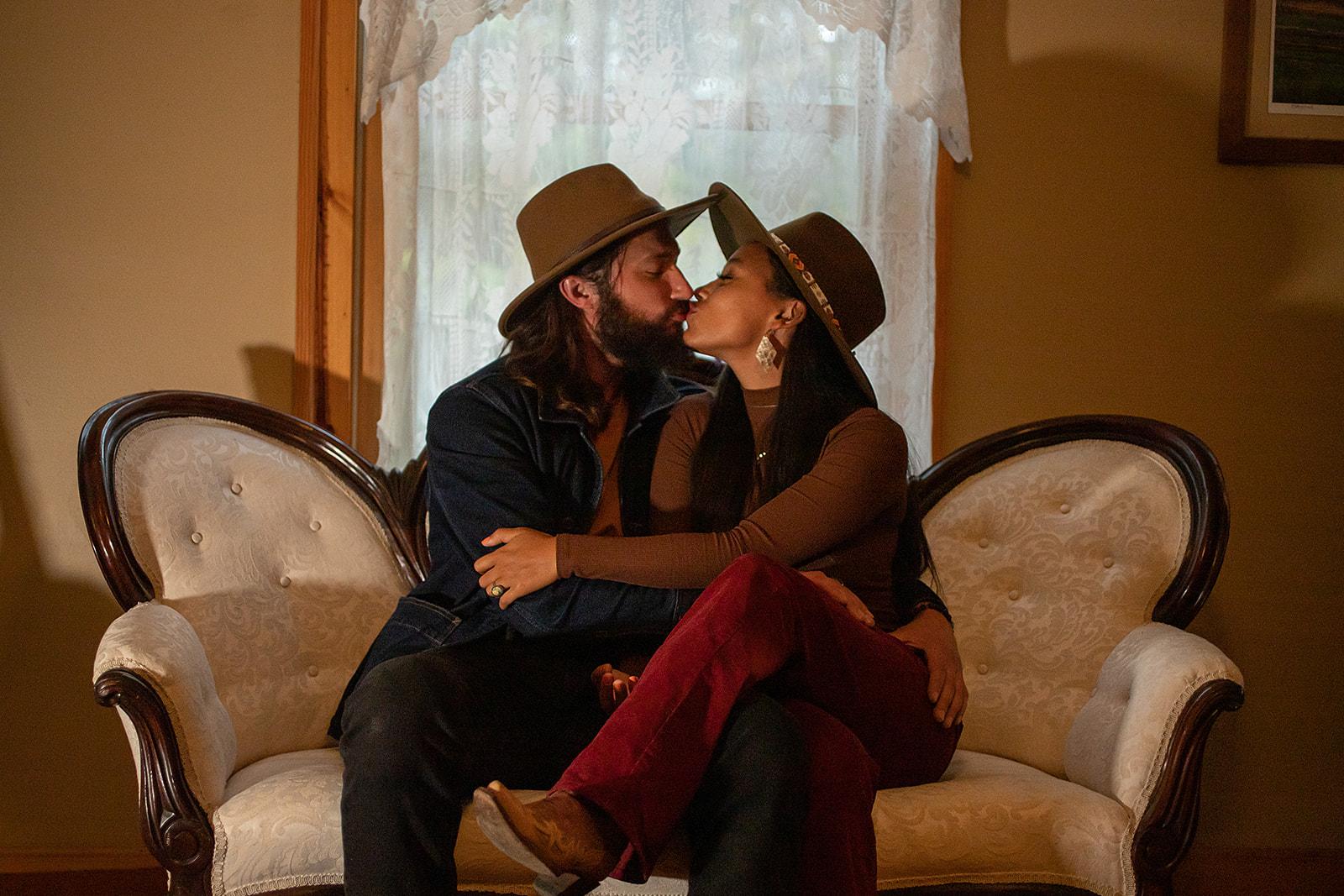 3e26c7dd-4c67-4bdf-a049-e247db26c1be