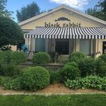 Black Rabbit Bar & Grille