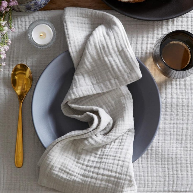 Organic Airy Gauze Napkins (Set of 8)