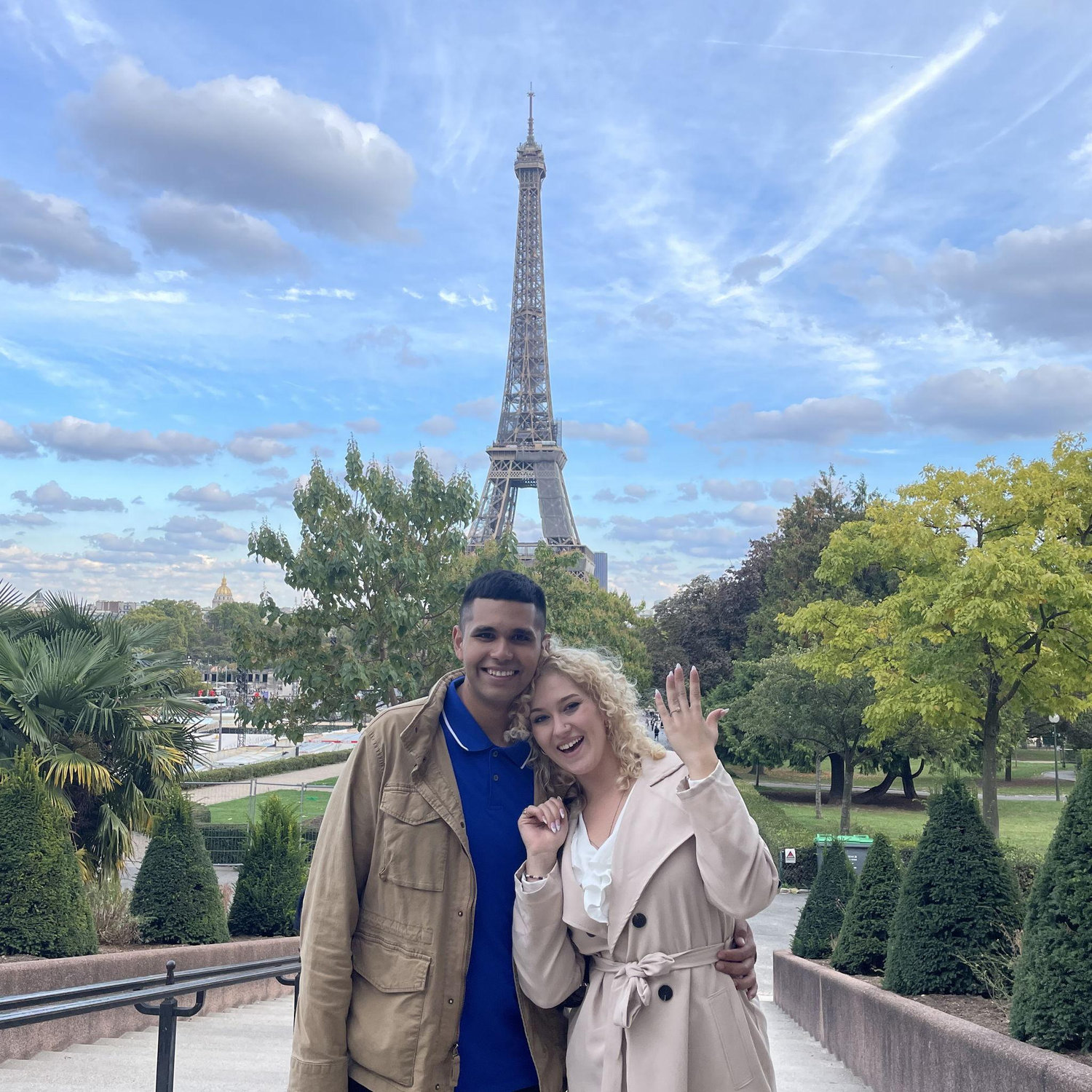 When Julian and Jessa got engaged in Paris / Cuando Julian y Jessa se comprometieron en París (2022)