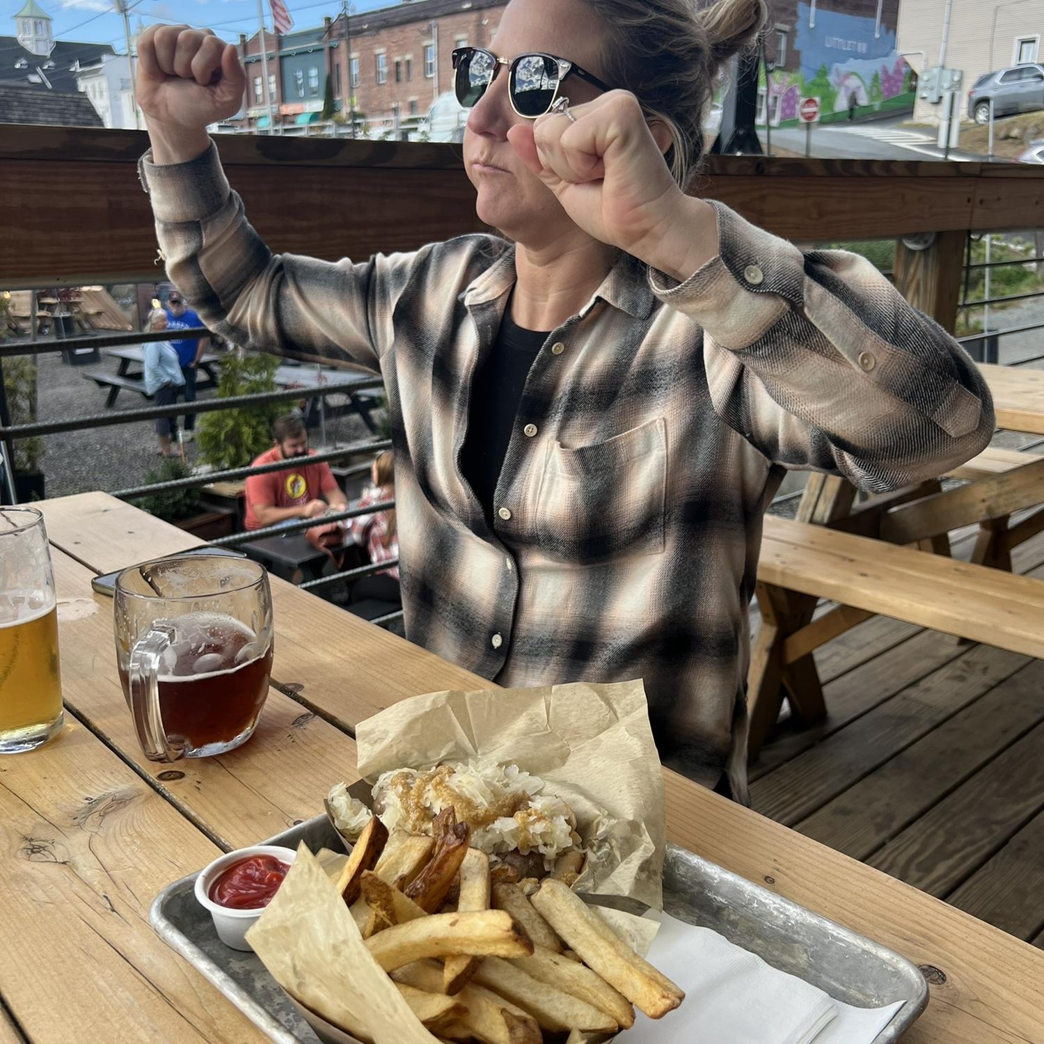 Brats and bier with a view, is there a happier Katie Bero?
Littleton, New Hampshire 2023