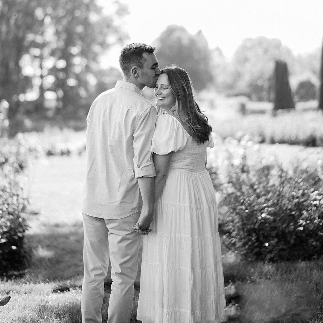 Engagement Shoot @ Hershey Gardens 2024