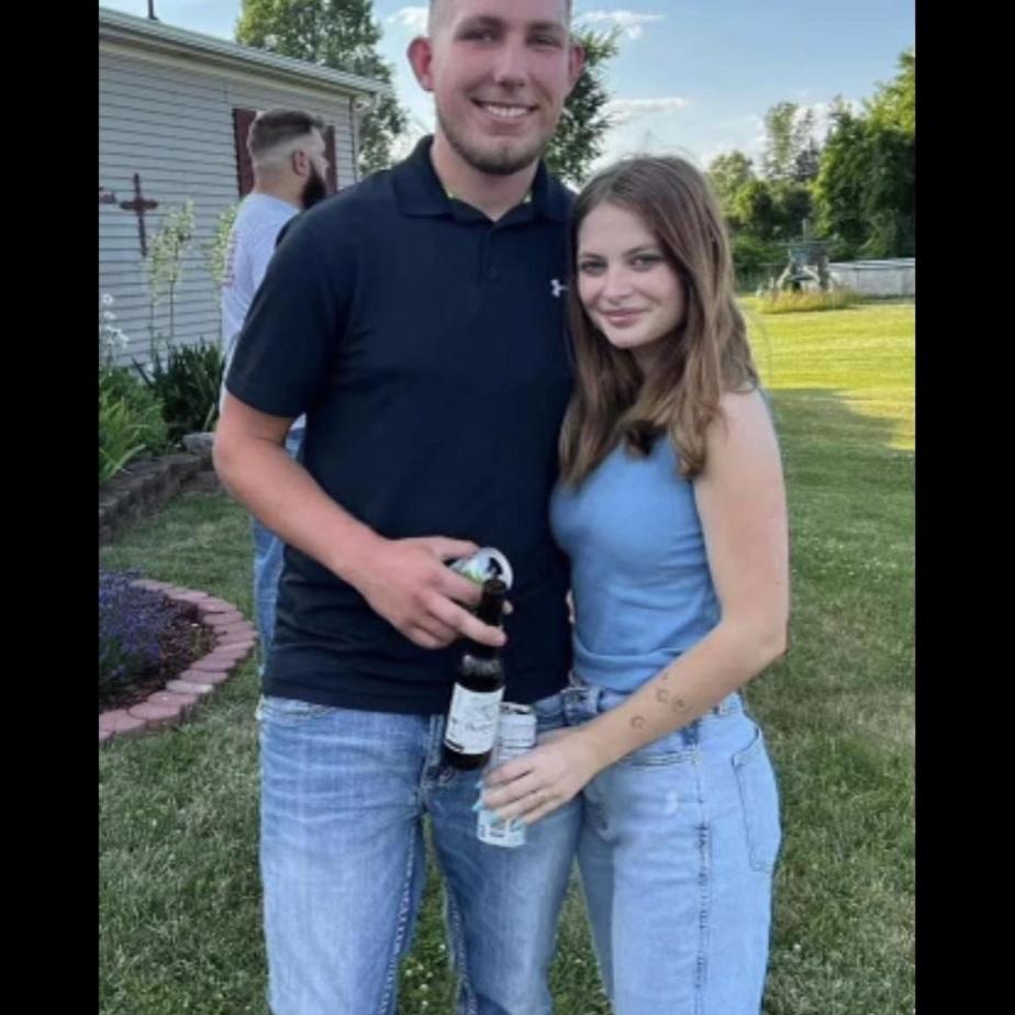 First official picture together since dating 7/22👩🏽‍❤️‍💋‍👨🏽