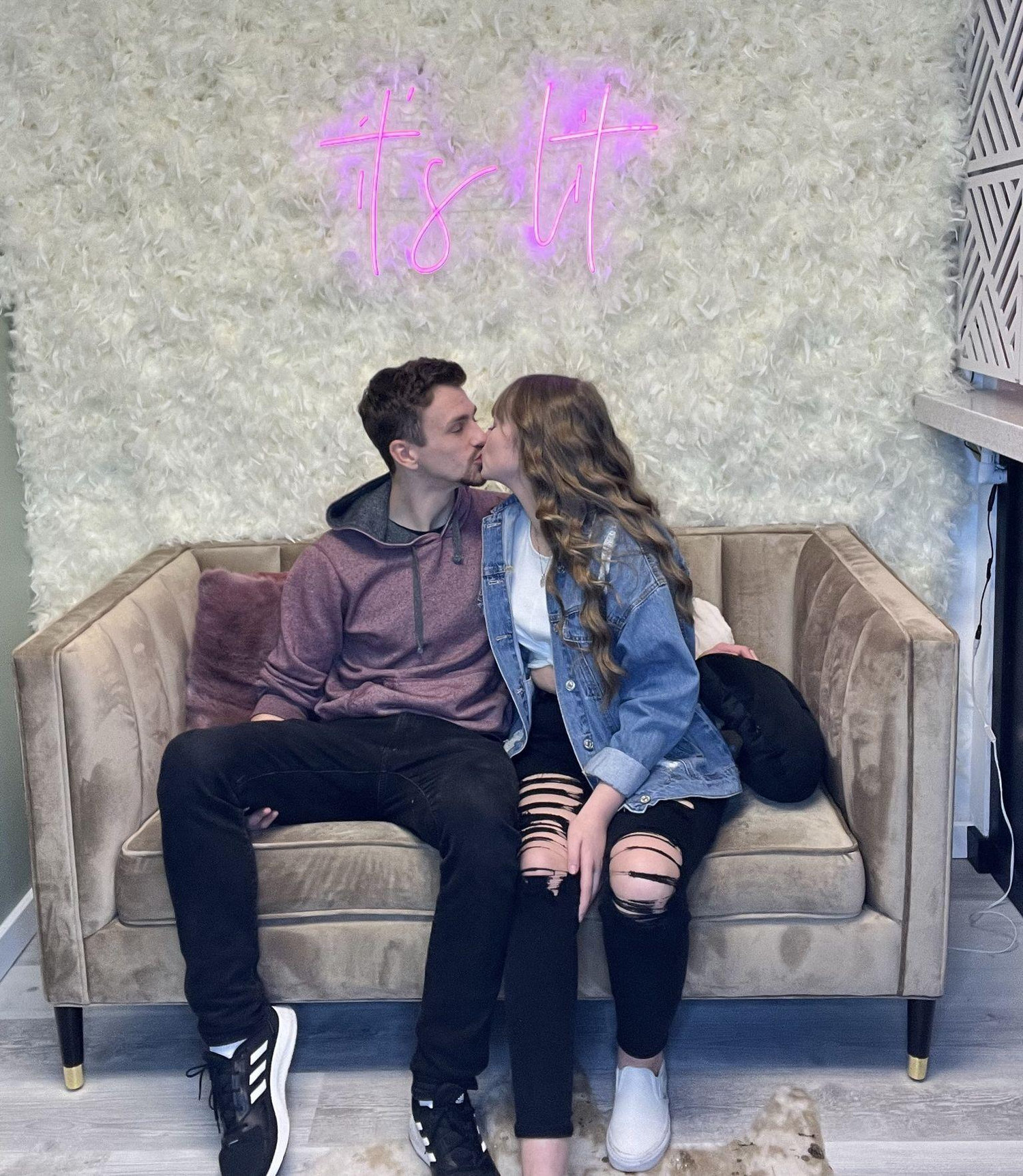 The Wedding Website of Sara Merbach and William Skillman