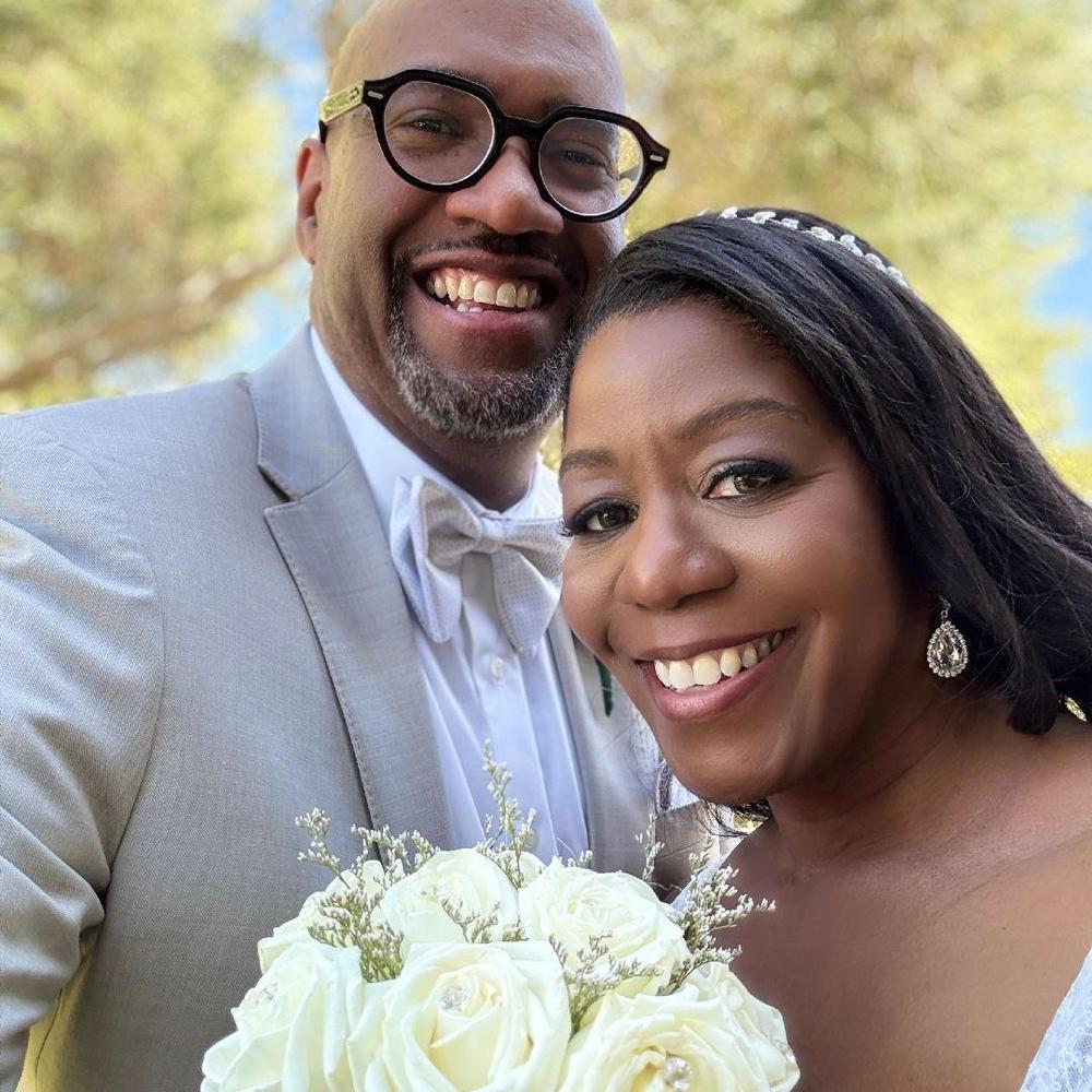 Corwin Melvin and Sheila Melvin's Wedding Website, image size:1000x1000