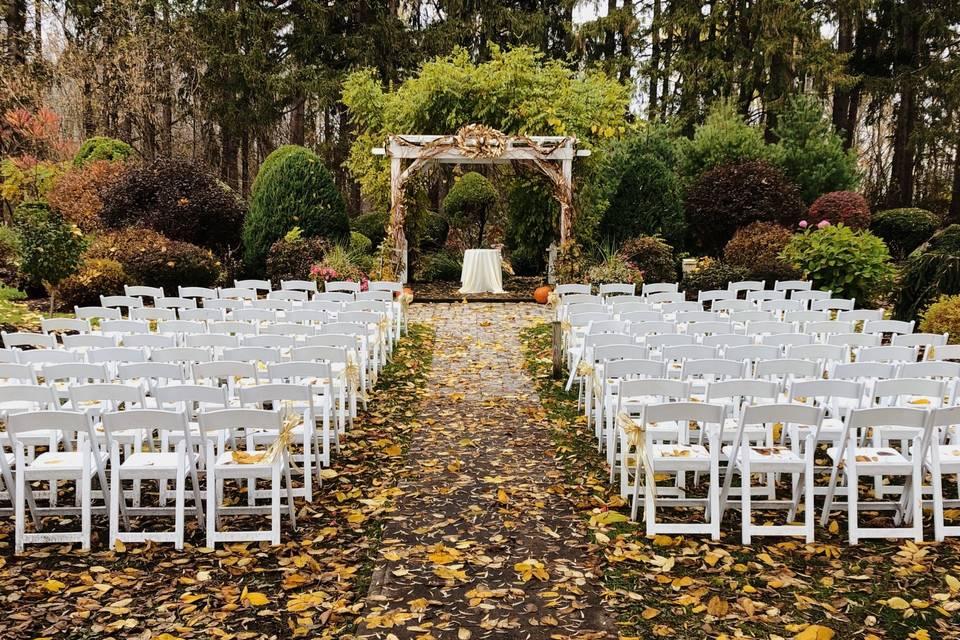 The Wedding Website of Elizabeth Akacki and Joshua Newell