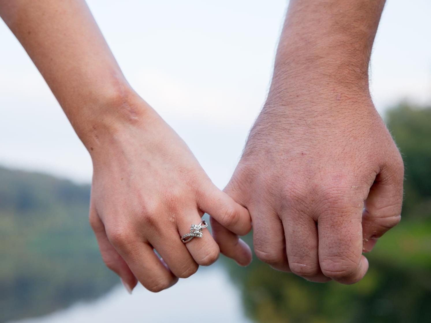 The Wedding Website of Jocelyn Dripps and Derek Buzard