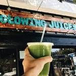 Glowing Juices / Vegan Market