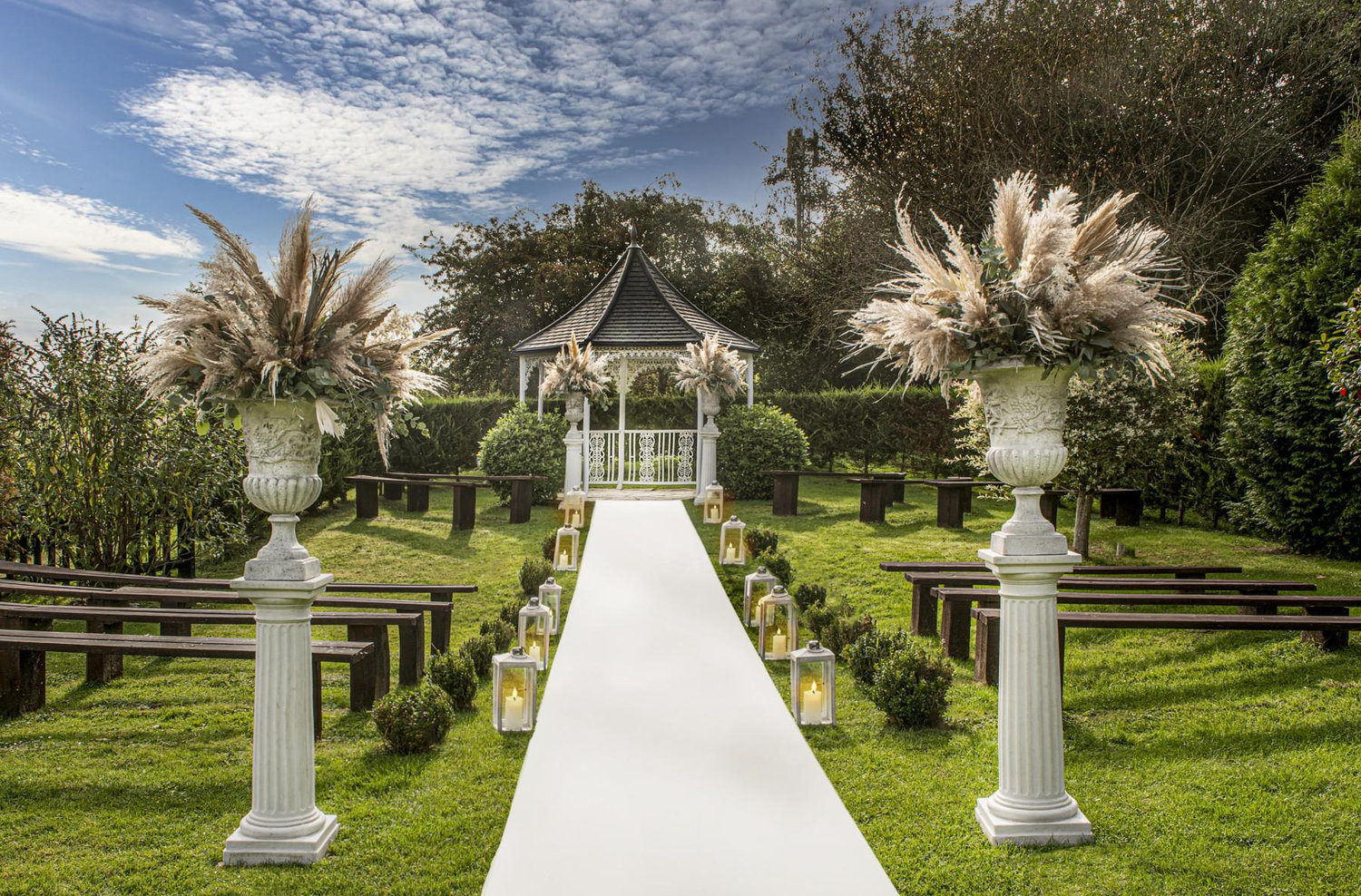 The Wedding Website of Victoria Cain and Conor Inker