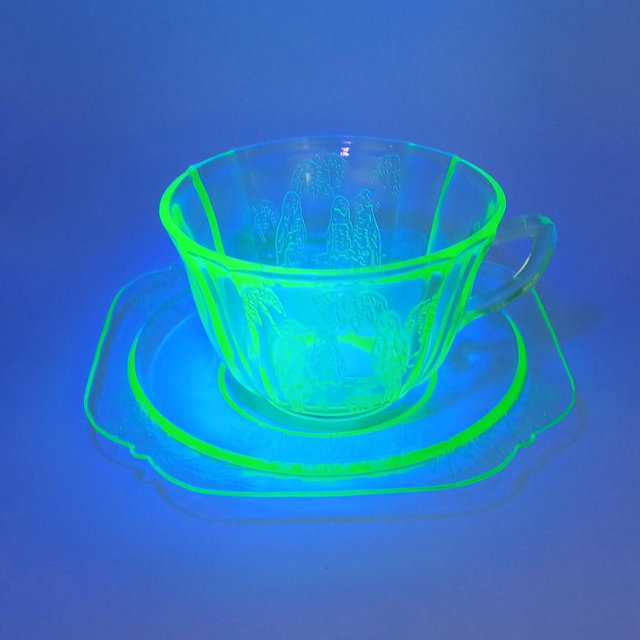 Sylvan Parrot, Uranium Glass, Cup and Octagonal Saucer, 1930s, Federal Glass