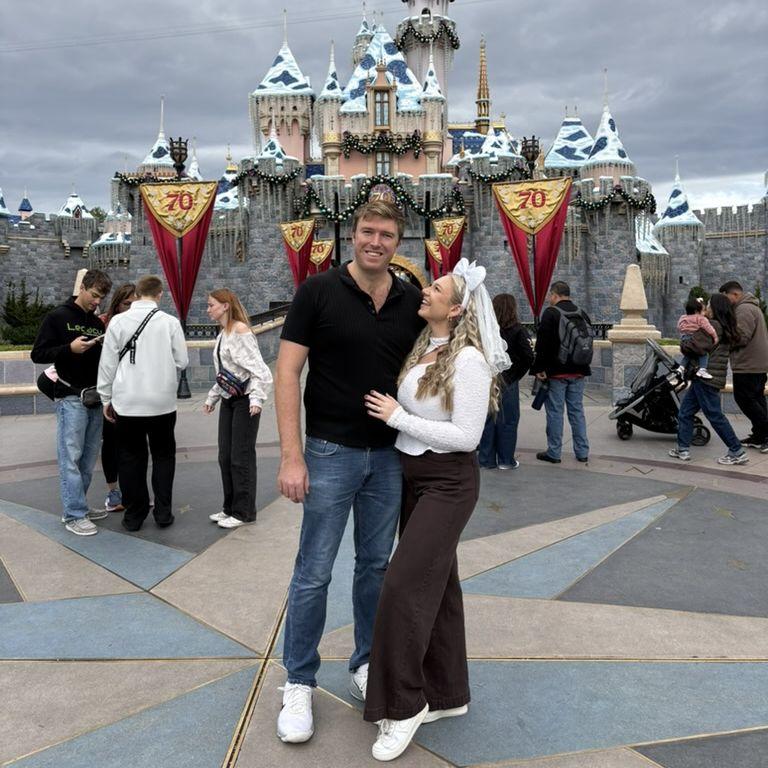 Disneyland 2025