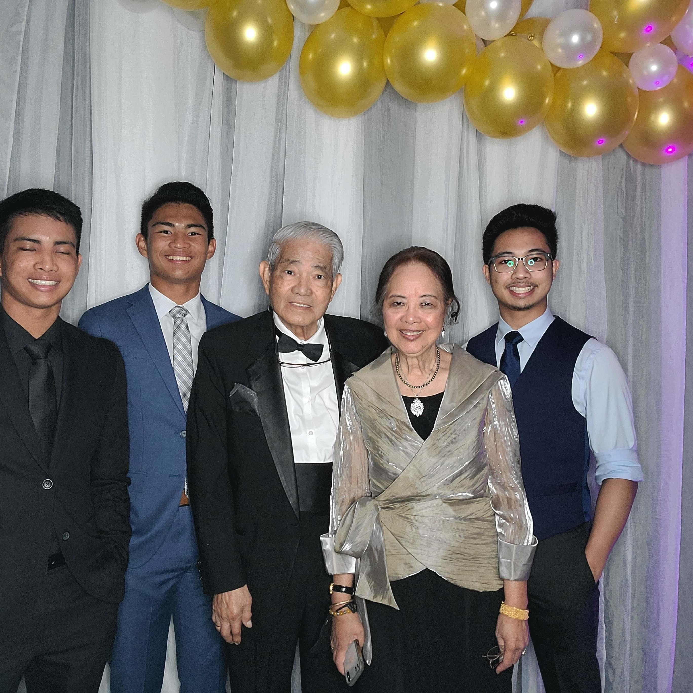 Arturo and Lourdes with their grandchildren