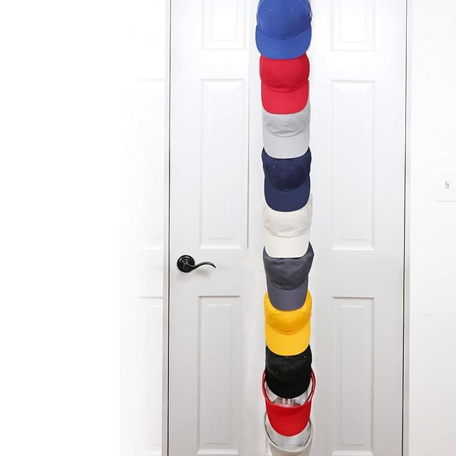 Perfect Curve Hat Organizer Cap Rack FAV | Hat Racks | Hold up to 20 caps | Over Door Organizer for Baseball Hat | Fitted & Adjustable Caps & Visors | Door Slam Proof | 1 Strap | White