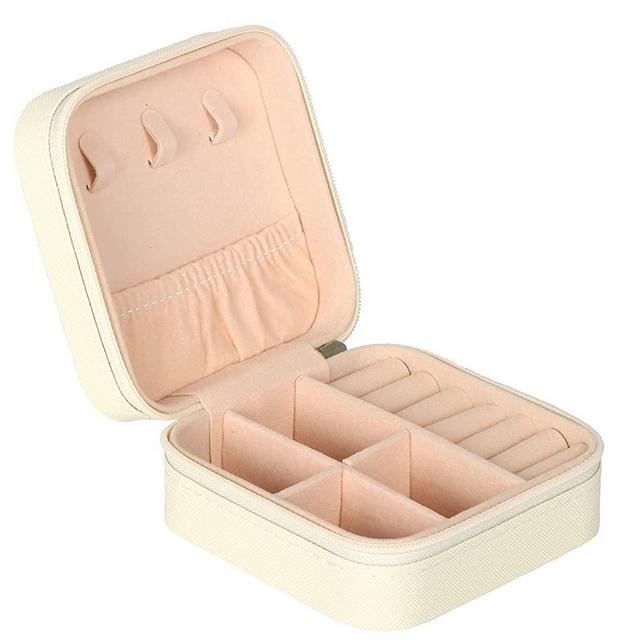 GOTDYA Travel Jewelry Case,PU Leather Portable Small Travel Jewelry Box for Organized and Storing Jewelry,White
