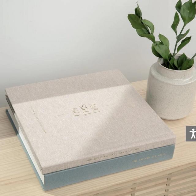 Premium Layflat Wedding Album | Artifact Uprising