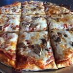 Rocky's Pizza House