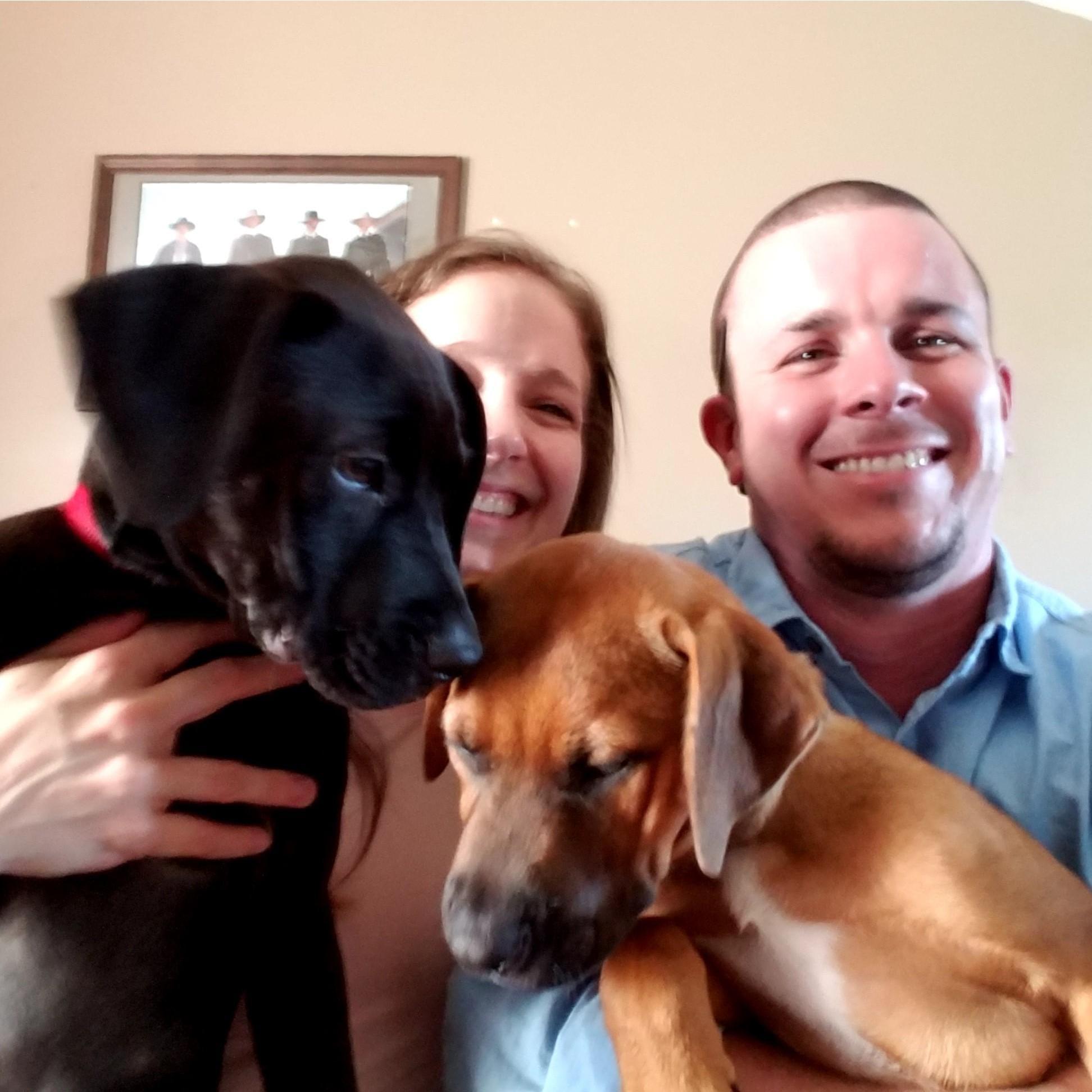 08.20.17
The best of the worst. 
Family Photo Fails. 🤣