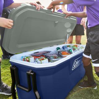 316 Series 100-Quart Wheeled Cooler