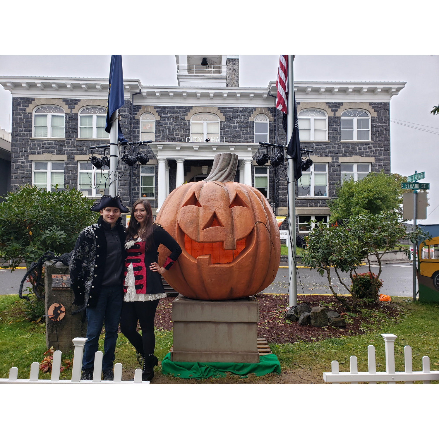 Halloweentown in Oregon :)