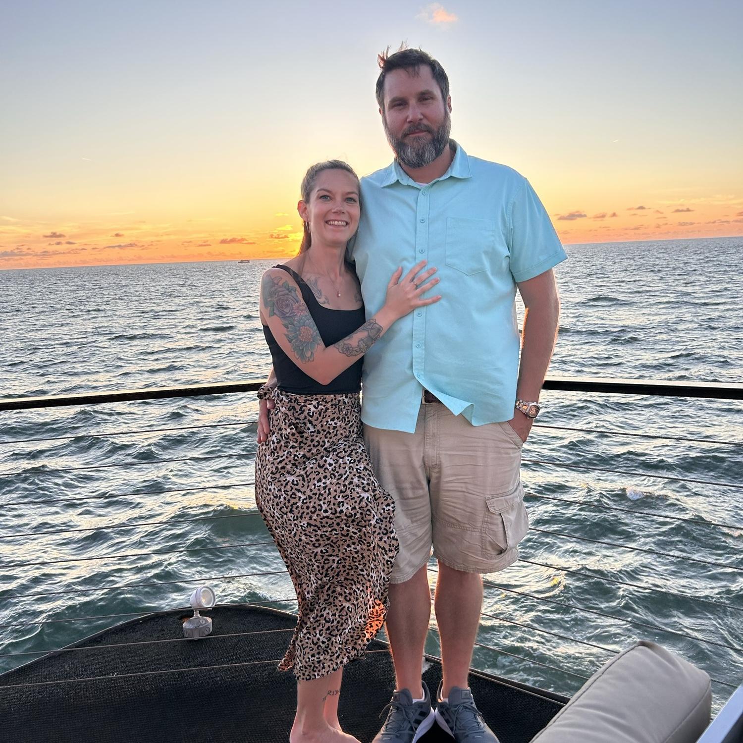 A sunset boat tour, Walter surprised Alisha for her 30th birthday!