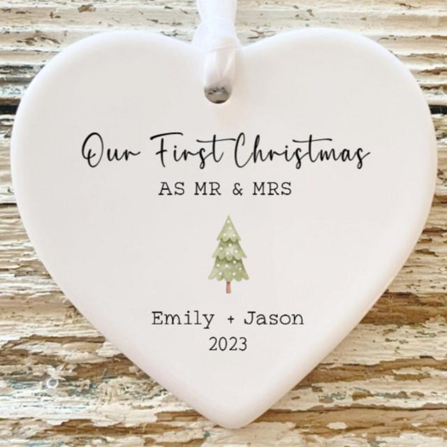 Mr and Mrs Christmas Ornament / Personalized Wedding Gift / First Christmas Married Ornament / Newlywed Gift / Our First Christmas Ornament