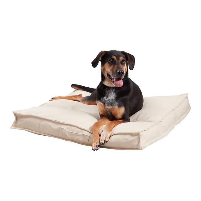 Kensington Garden Milo Square Tufted Reversible Dog Bed - M - Cream