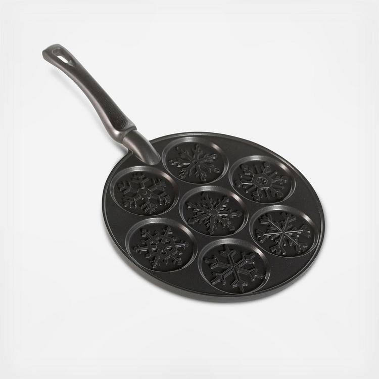 Nordic Ware Snowflake Aluminum Nonstick Shortbread & Cake Pan, 6