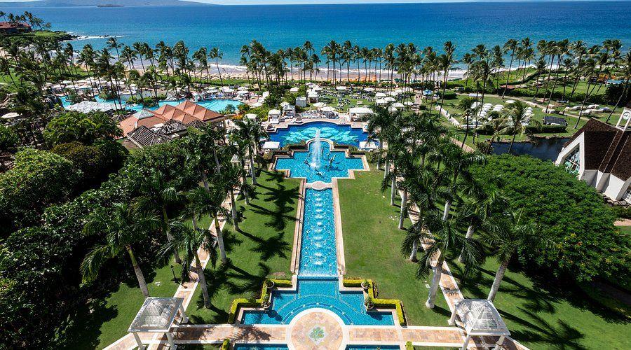 The Wedding Website of Grace Soracco and Dawson Thomas