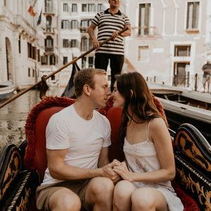 📸 Honeymoon Photo Session