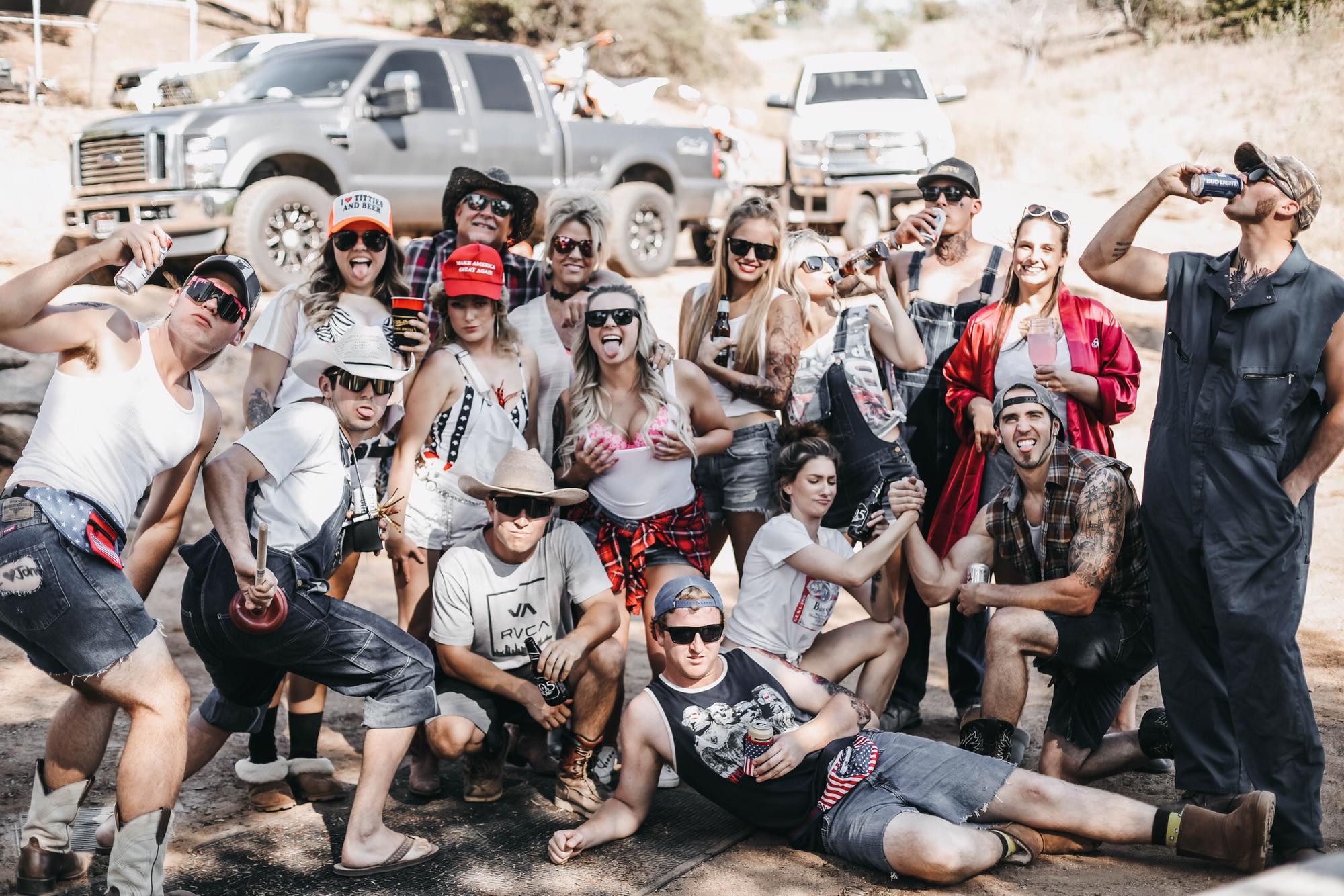 A hella fun White Trash Bash