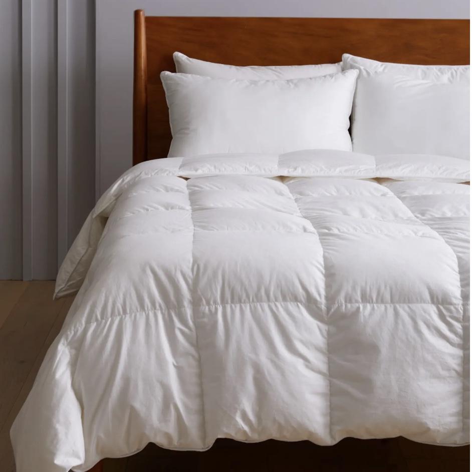 Lightweight King Size Down Alternative Comforter | Quince