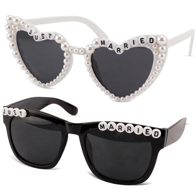 Srotmirw Just Married Decorations 2 Pack White and Black Bride and Groom Sunglasses for Just Married Wedding Party Decorations Honeymoon Accessories White and Black