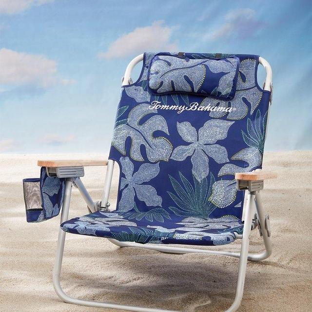 Batik Dotted Leaves Deluxe Backpack Beach Chair