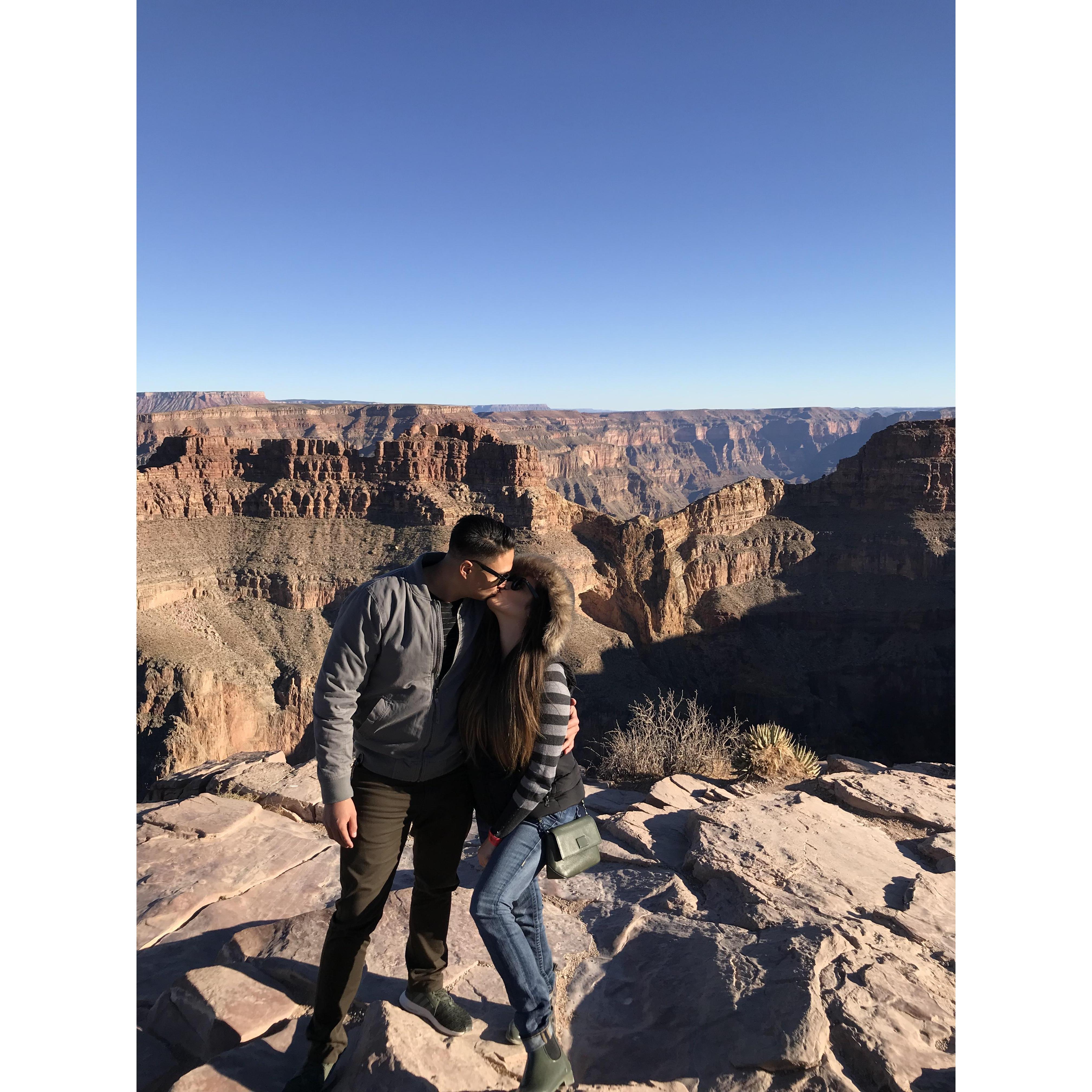 Our first visit to one of the seven natural wonders of the world, the Grand Canyon!