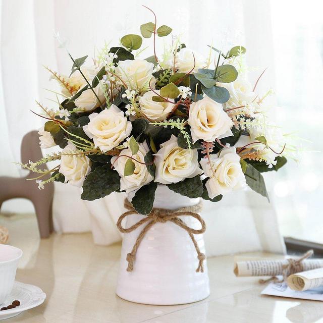 YILIYAJIA Artificial Rose Bouquets with Ceramics Vase Fake Silk Rose Flowers Decoration for Table Home Office Wedding (Champagne)