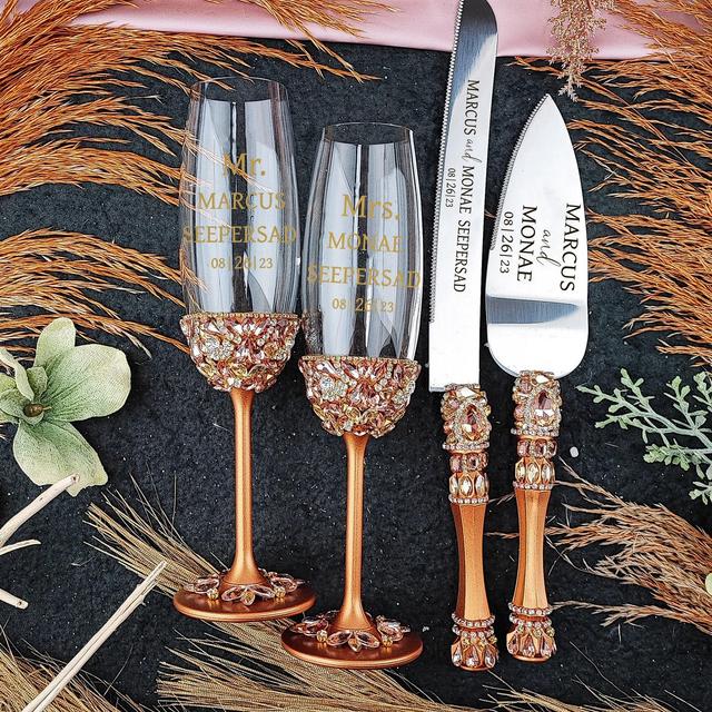 boho wedding decor, boho wedding glasses, boho wedding cake cutting, rust orange wedding, fall wedding decor