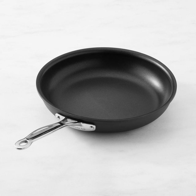 Cuisinart Chef's Classic Ceramic Nonstick Skillet, 10"
